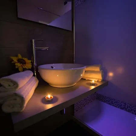 Guest house Chroma Italy - Chroma Deka 3*