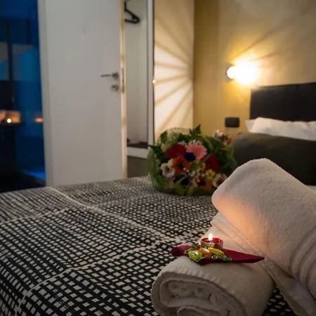 Chroma Italy - Chroma Deka 3*