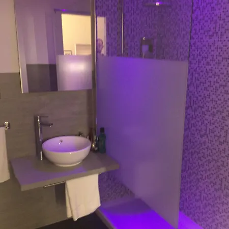 Chroma Italy - Chroma Deka 4*