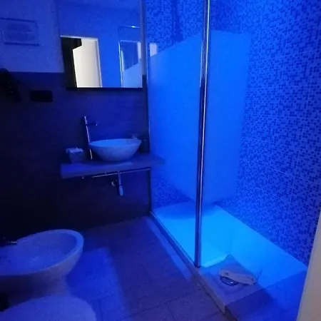 Guest house Chroma Italy - Chroma Deka Rome